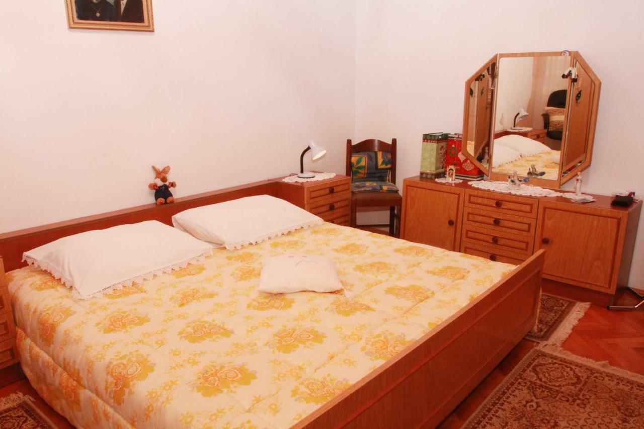 Ferienwohnung Raos Iva Trogir Exterior foto