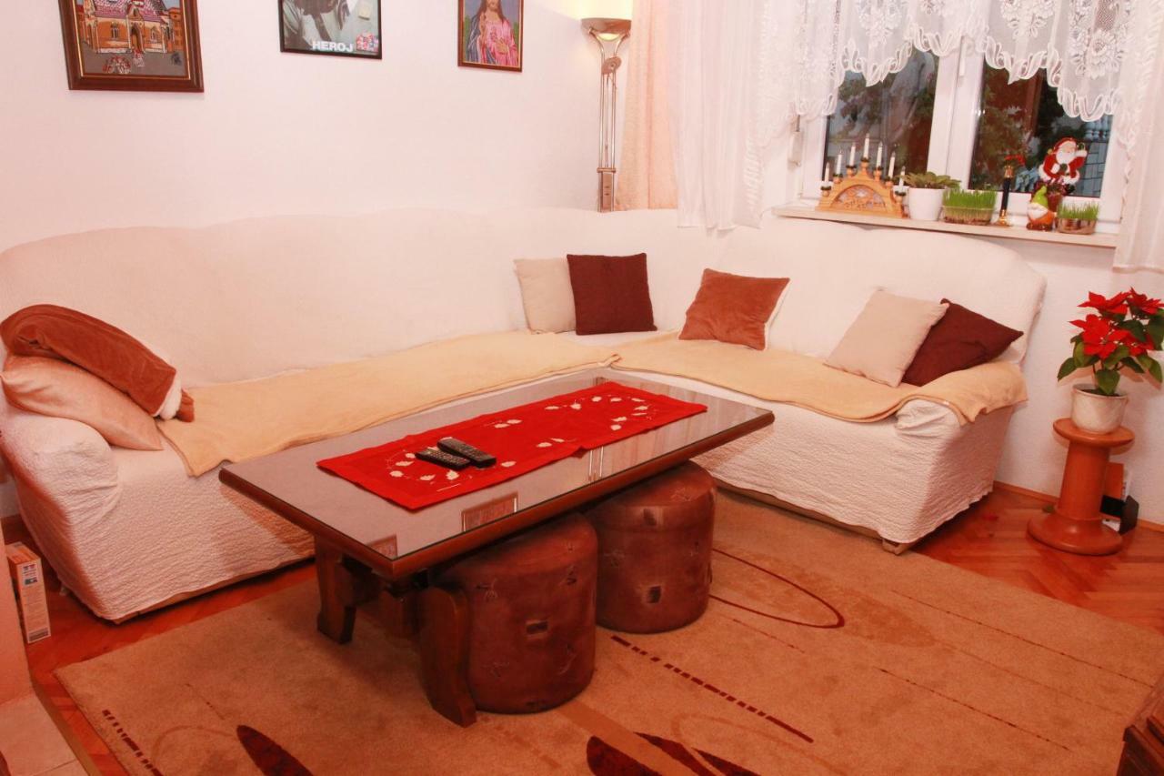 Ferienwohnung Raos Iva Trogir Exterior foto