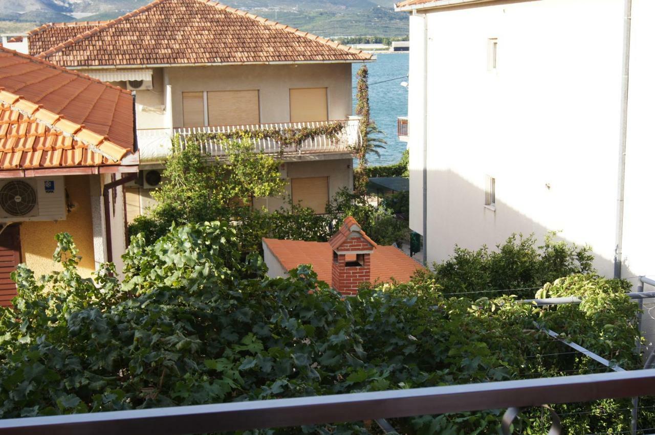 Ferienwohnung Raos Iva Trogir Exterior foto